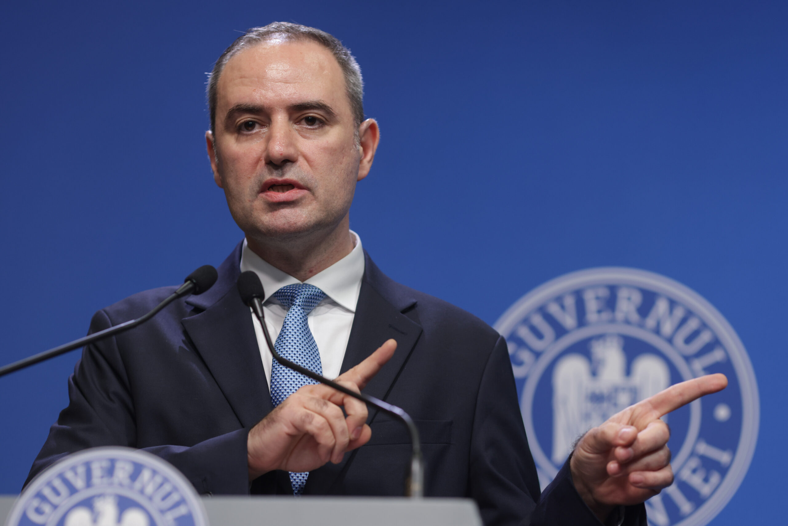 Avertismentul ministrului Alexandru Nazare, după ce au intrat în vigoare primele măsuri de austeritate: „Nu va fi o perioadă ușoară”