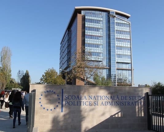 Examenul de admitere la Facultatea de Ştiinţe Politice a SNSPA, amânat din cauza unor lucrări la şinele de tramvai care au afectat reţeaua de internet