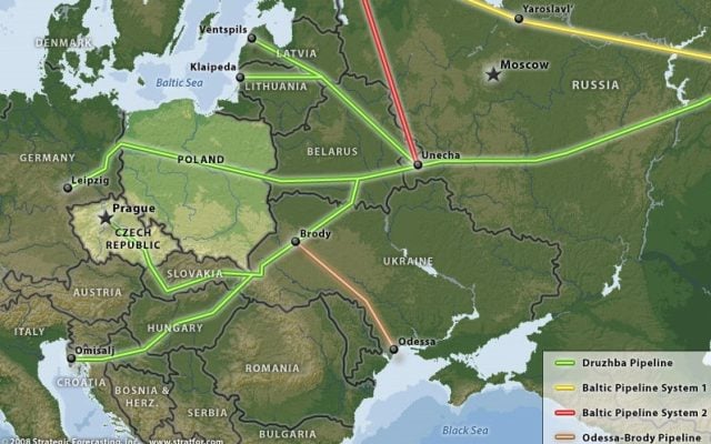 Drone ucrainene au lovit o staţie de pompare a petrolului de la conducta Drujba din Rusia /  Conducta transportă petrol spre vest