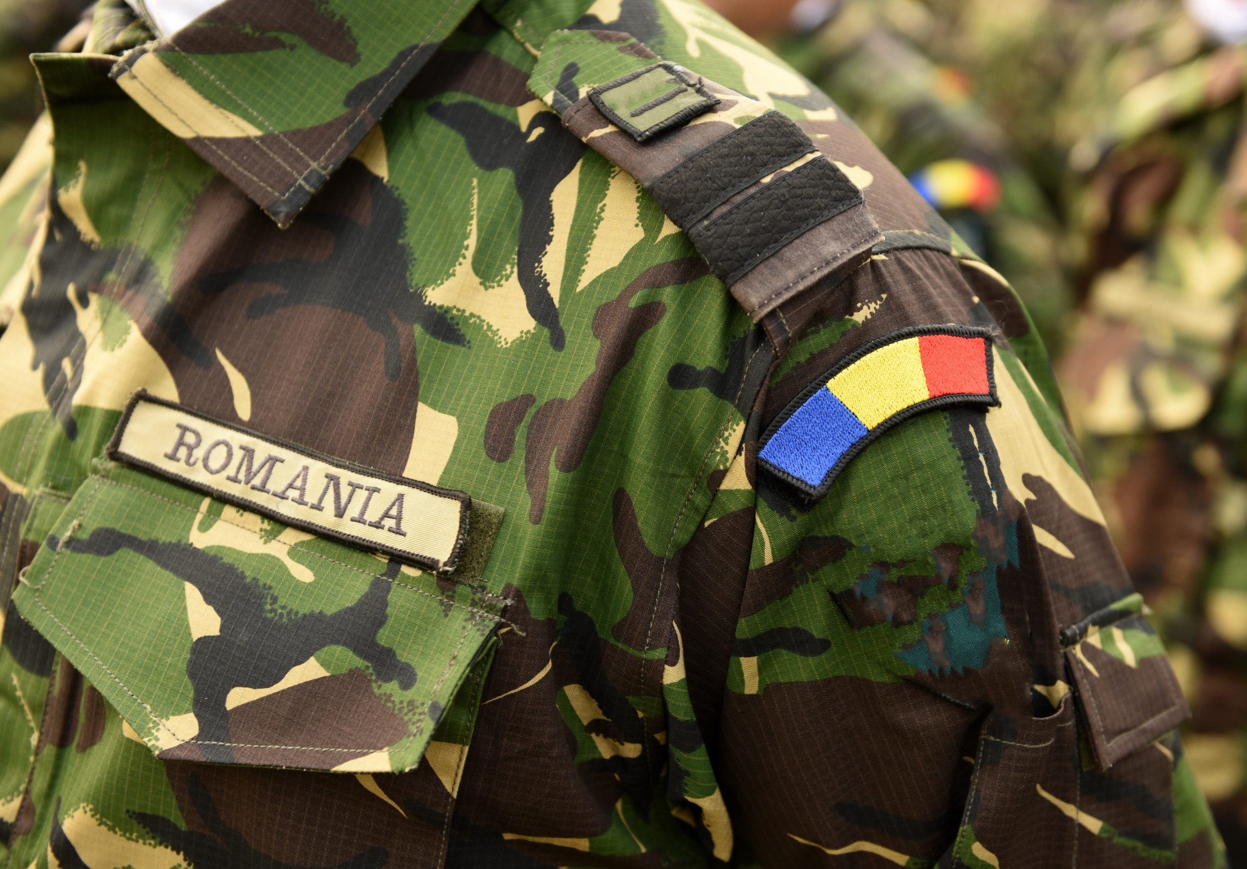 Sondaj. Cât cred românii că ar rezista armata în cazul unui atac, ce spun despre stagiul militar obligatoriu și apărarea Rep. Moldova
