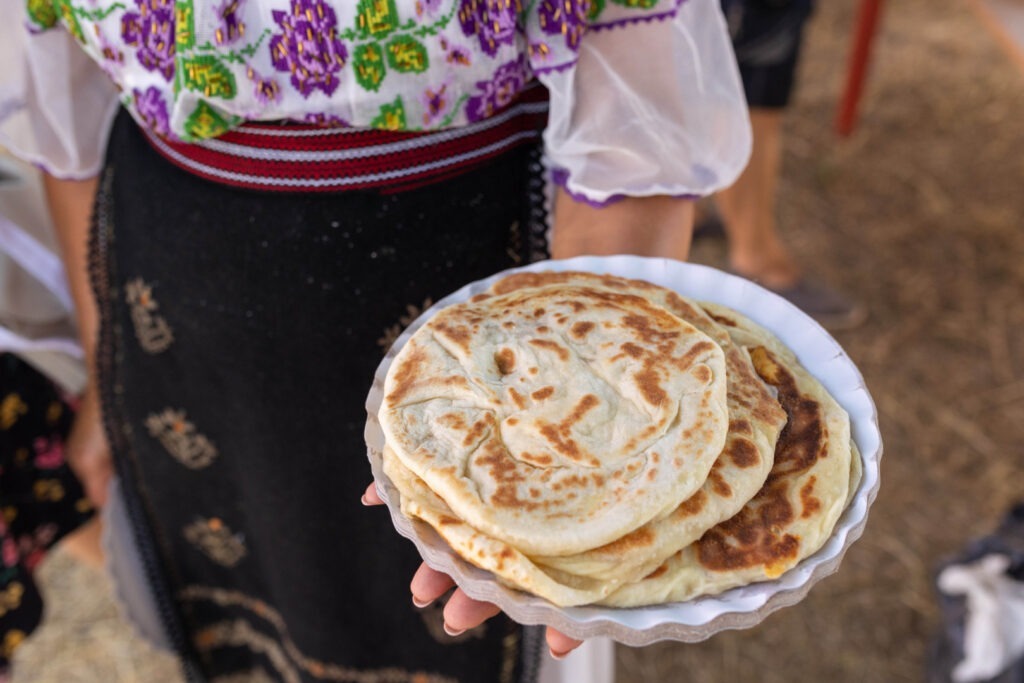 Ziua Gastronomiei și a Vinului Românesc, sărbătorită duminică, 5 octombrie / „Îmi este frică de faptul că partidele extremiste, ultranaționaliste, o să confiște sărbătoarea și or să o politizeze”